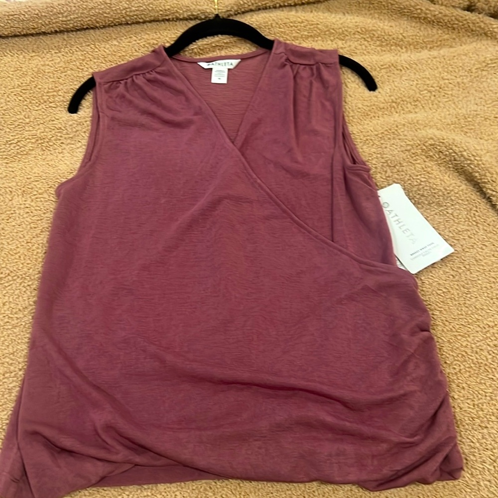 Athleta top